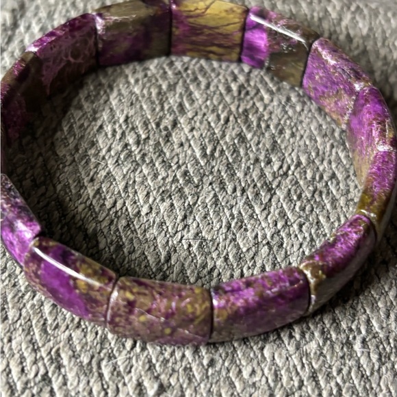 Stichtite Crystal Bracelet - Picture 3 of 6